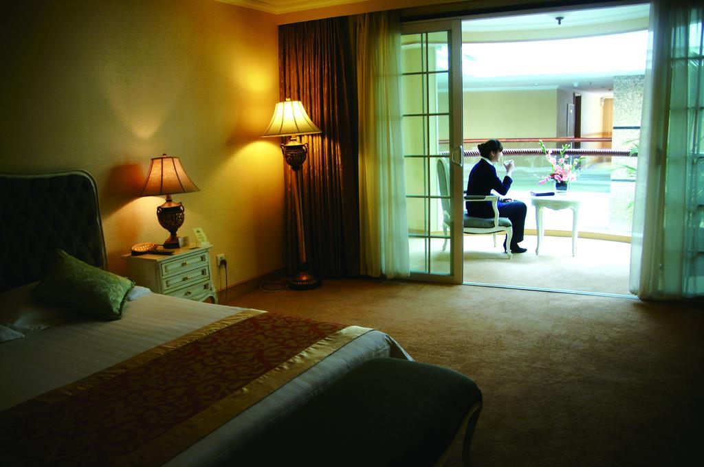 New Gloria Plaza Garden Hotel Cáp Nhĩ Tân Phòng bức ảnh