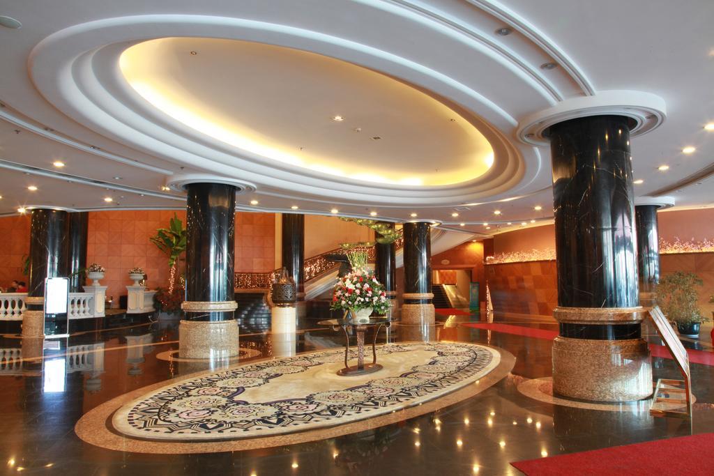 New Gloria Plaza Garden Hotel Cáp Nhĩ Tân Ngoại thất bức ảnh